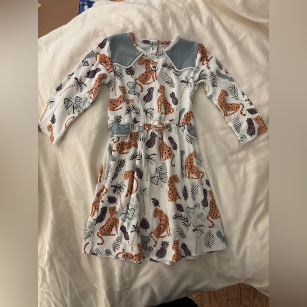 Kate Quinn cheetah dress!
